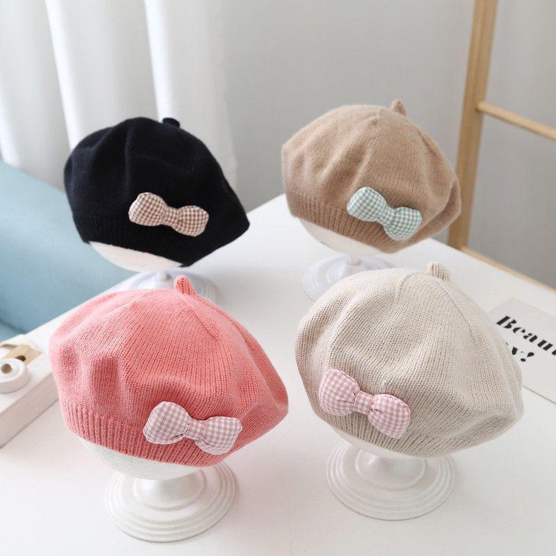 Knitted Children's Bowtie berets