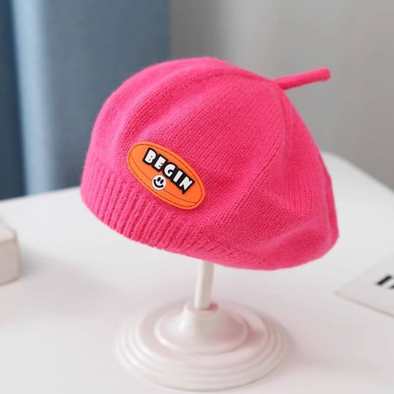 Infant and Young Children Knitted Yarn Beret for Boys and Girls
